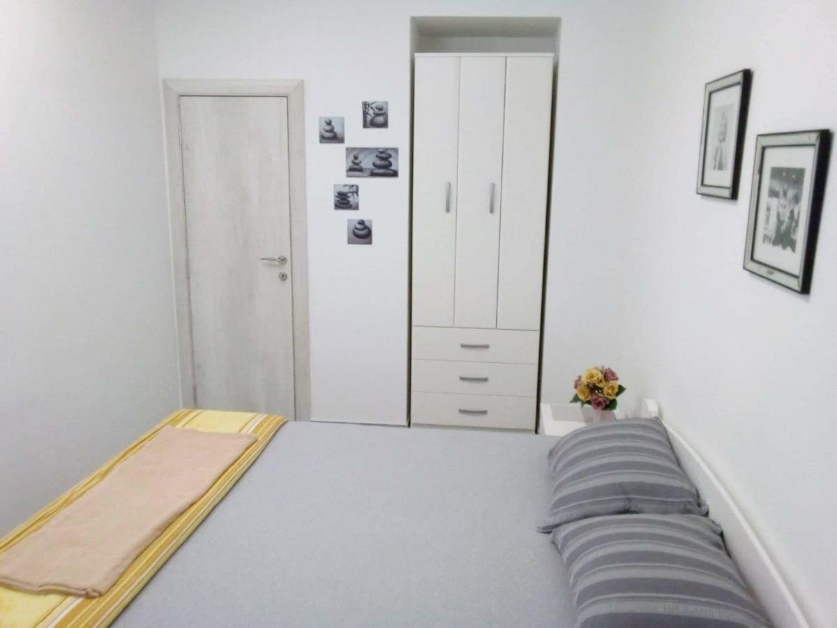 Tara Deluxe Apartment 부드바 외부 사진