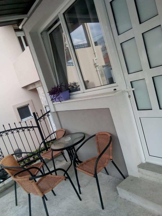 Tara Deluxe Apartment 부드바 외부 사진